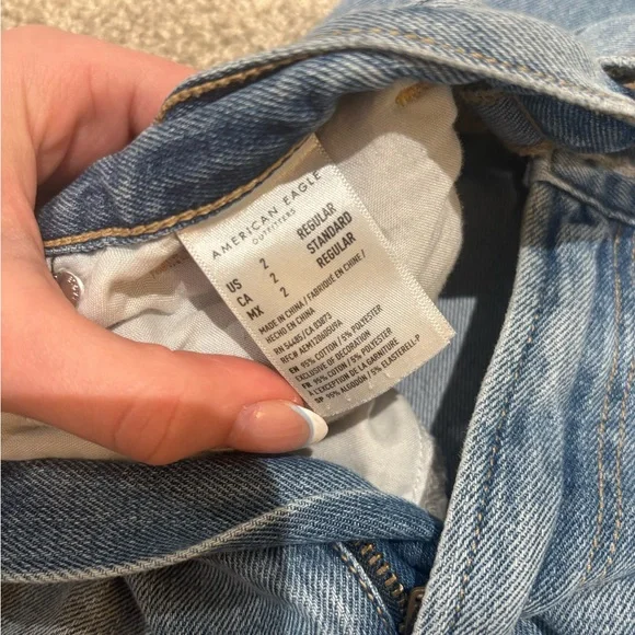 American Eagle Outfitters High Rise Light Blue Jeans - Picture 3 of 9